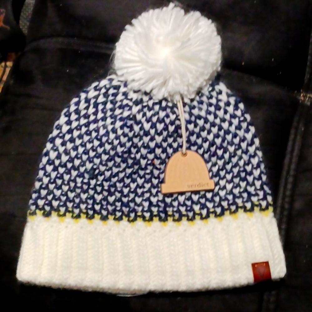 Verdict Brand Navy and Cream Checkered Mate Beanie Warm Hat Unisex Brand New